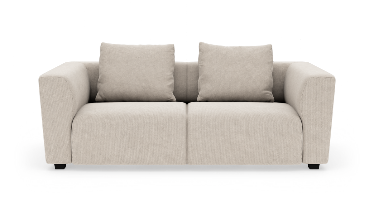 Beige 2-personers sofa med to ryghynder, frilagt på hvid baggrund.