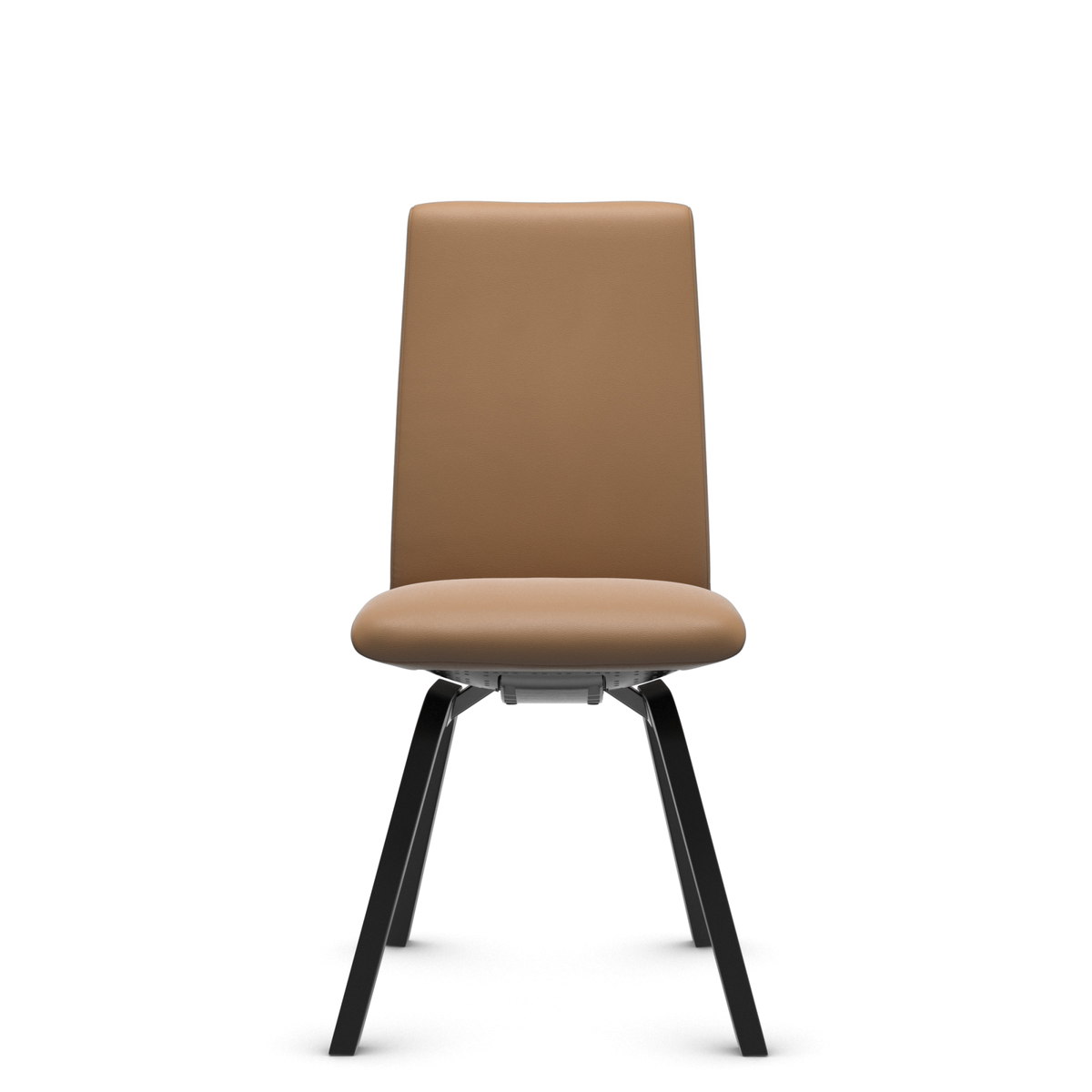 Forfra af en beige polstret stol med sorte ben på transparent baggrund.