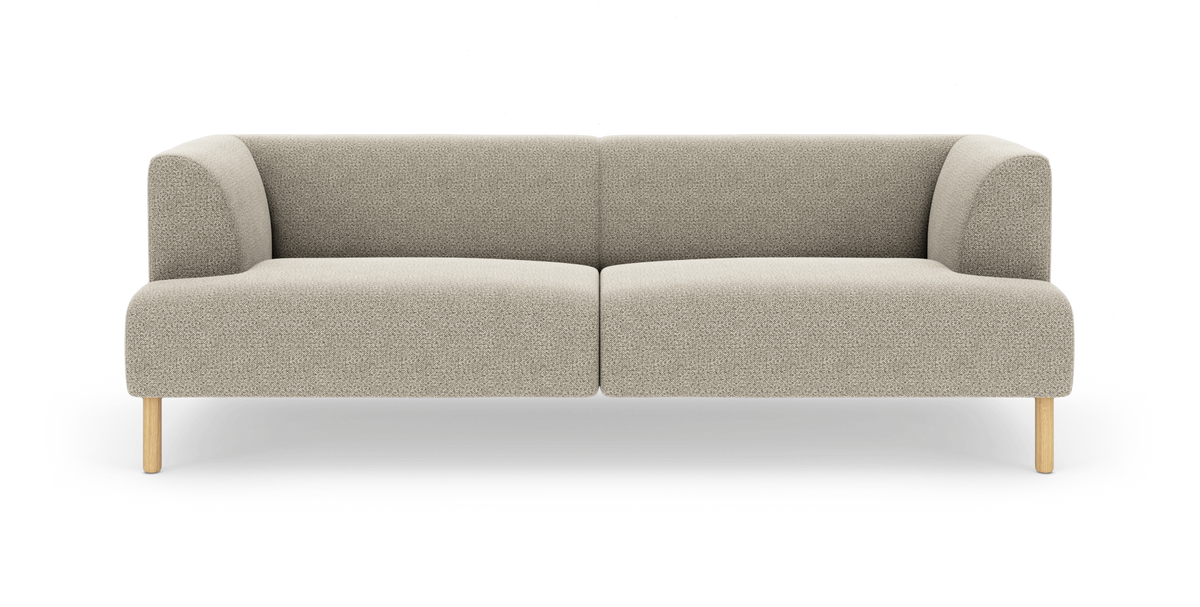Beige 2-personers sofa med afrundede armlæn og lyse træben, isoleret på hvid baggrund.