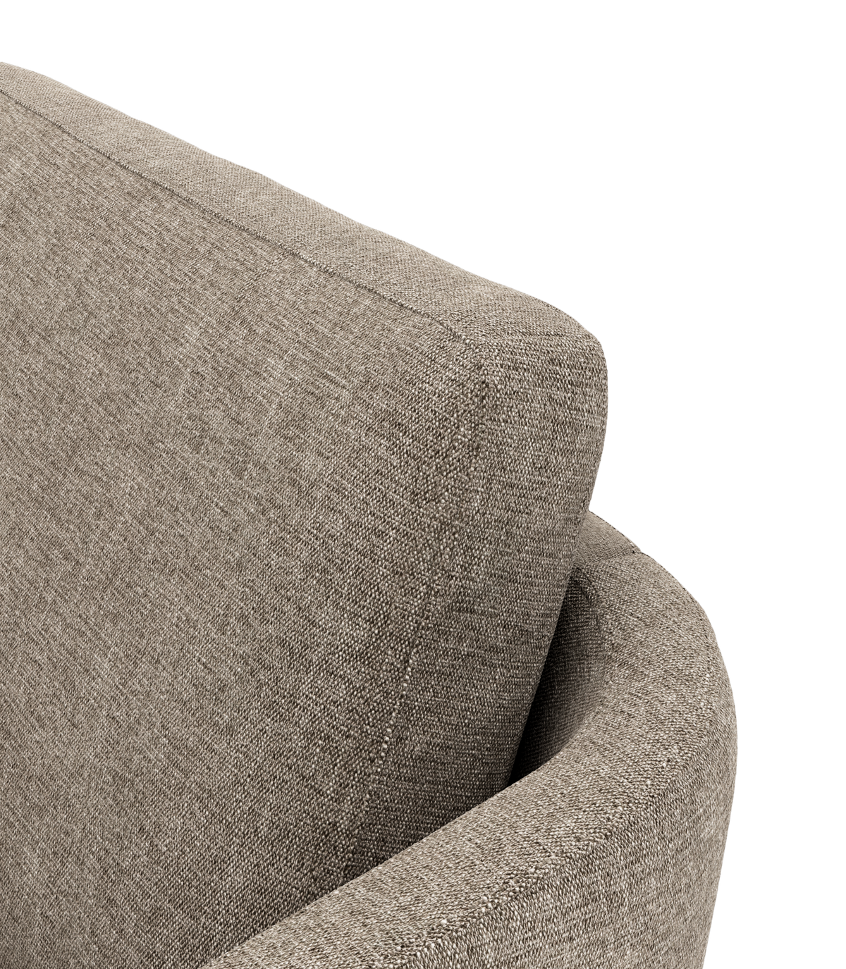 Nærbillede af beige stofsofas rygpude og afrundet armlæn i groft vævet tekstil, fritlagt.