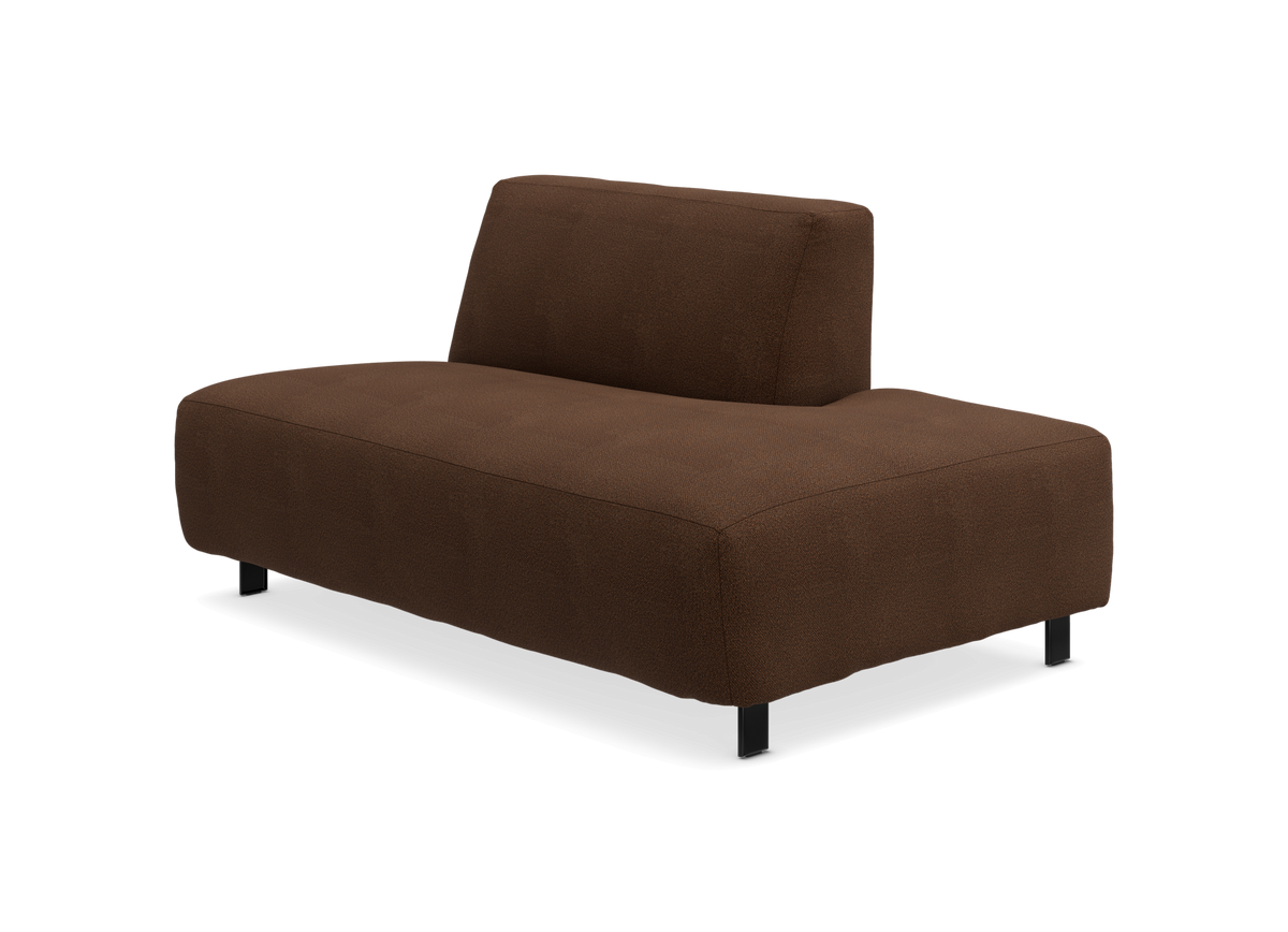 Brun modulsofa med ryglæn, vist i studio mod hvid baggrund.