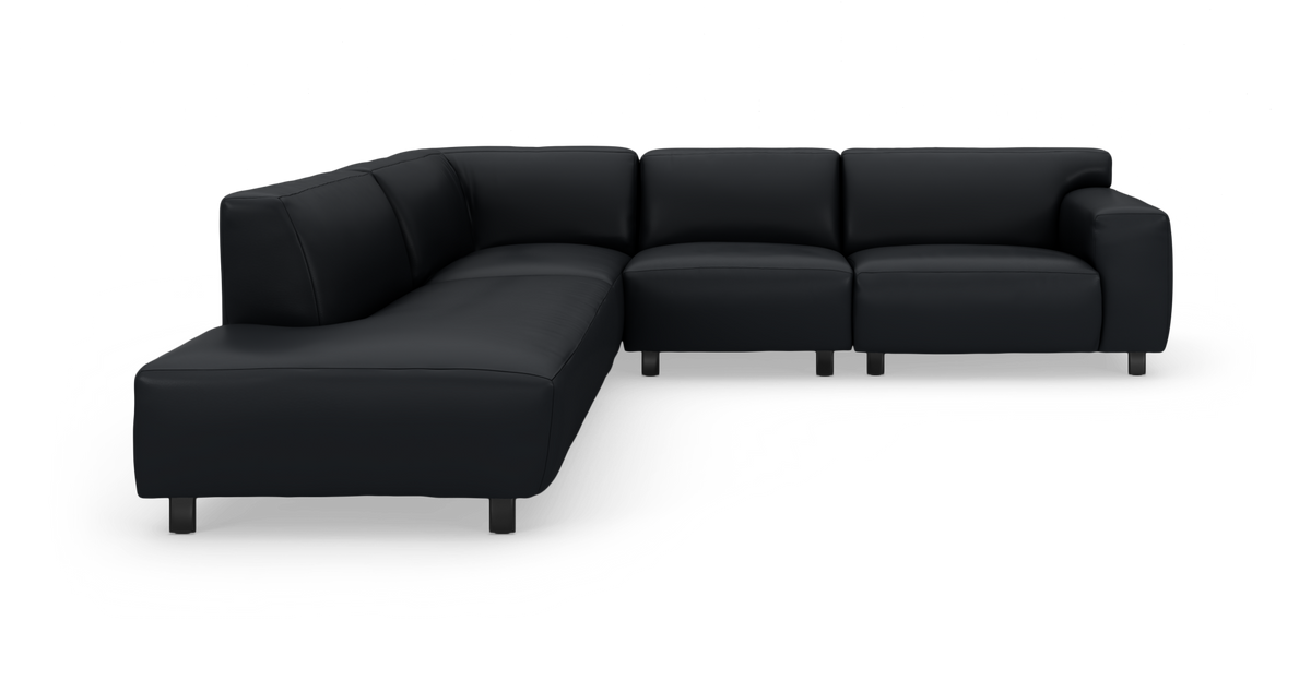 Sort L‑formet hjørnesofa med metalben på hvid baggrund.