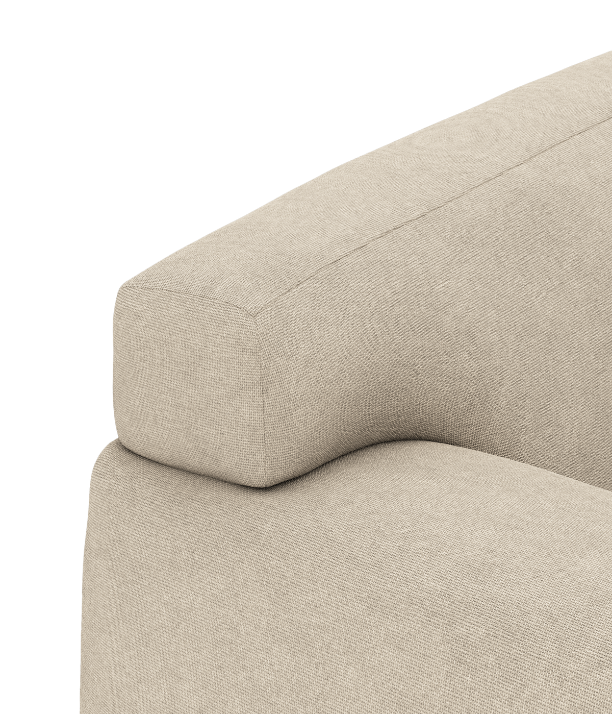 Beige stofsofa, nærbillede af armlæn og sæde.