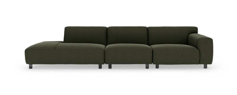 Mørkegrøn modulsofa med venstre chaiselong, højre armlæn og metalben, frilagt på hvid baggrund._ps