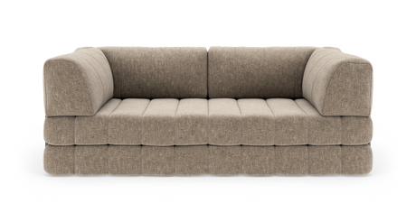 Beige modulsofa i stof med bløde, afrundede armlæn og quiltet sæde, vist forfra i studiopsætning.