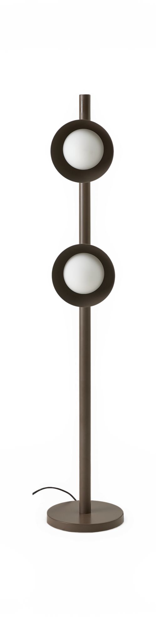 Moderne gulvlampe med to ringformede skærme og hvide glober på en bronzefarvet stander.