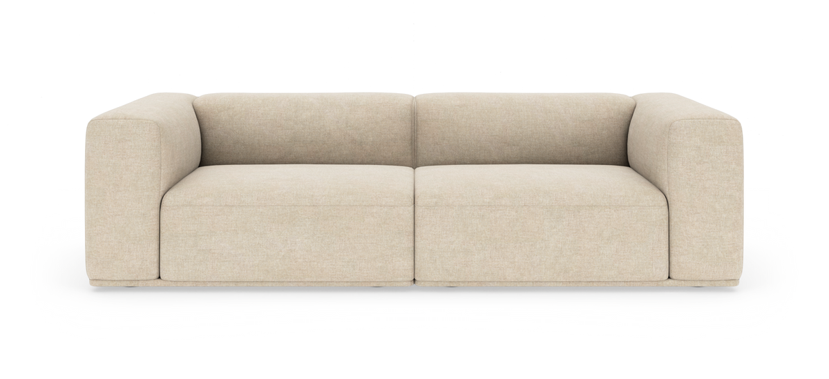 Beigefarvet 2-personers sofa med brede armlæn i moderne, minimalistisk design på hvid baggrund.