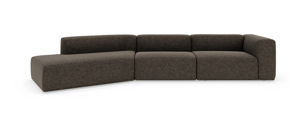 Modulær mørkegrå/brun hjørnesofa med lav, afrundet design, fotograferet i studie mod hvid baggrund.