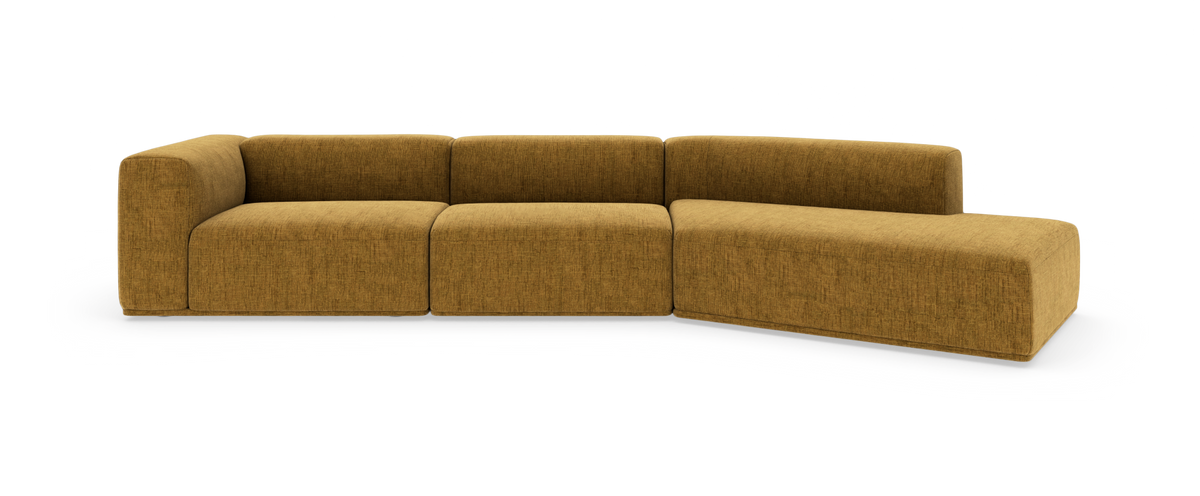 Modulær hjørnesofa i sennepsgul stofpolstring, fritstående på hvid baggrund.